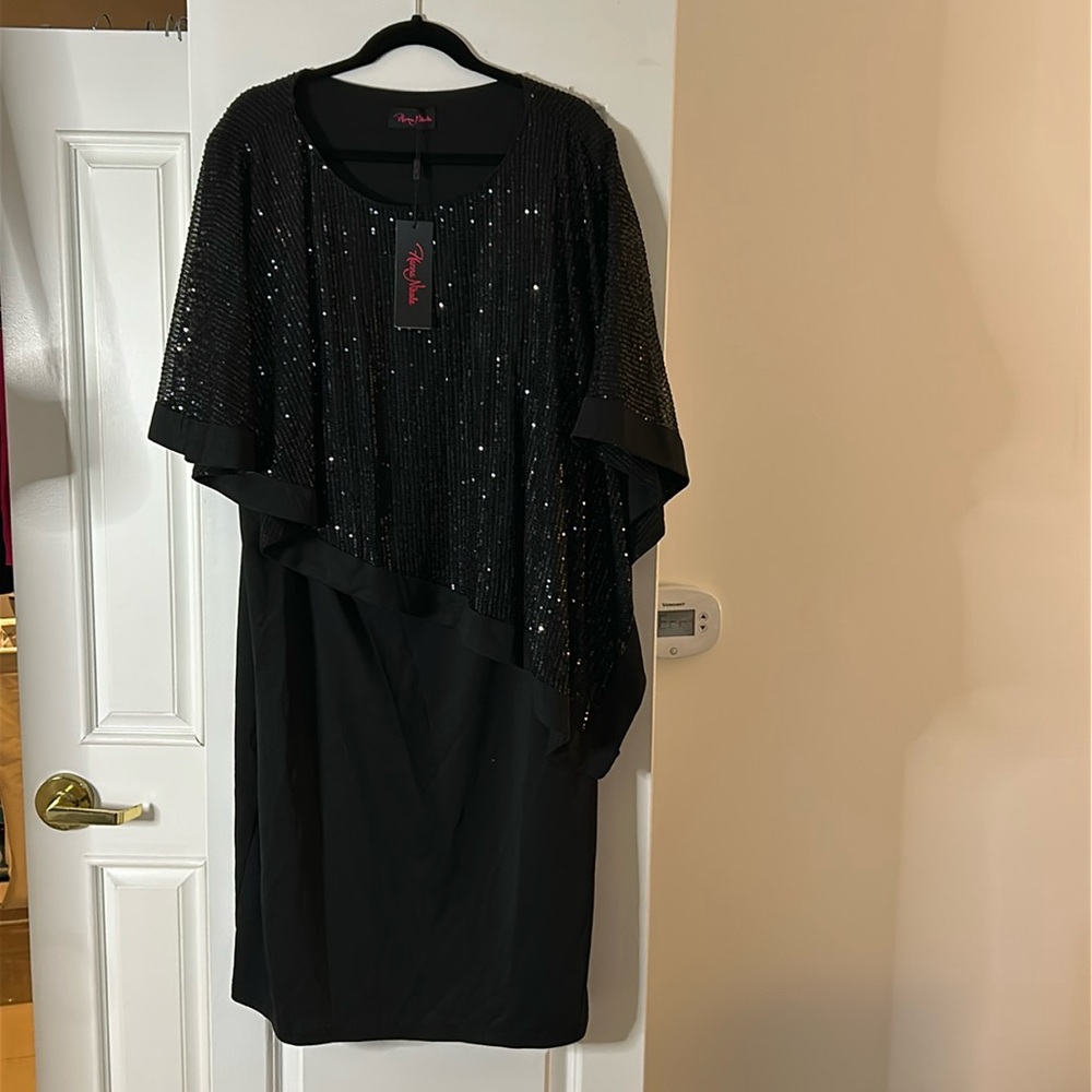Hanna Nikole Womens Sequin Cape Dress Size 22W Black Sparkle Cocktail Sleeveless